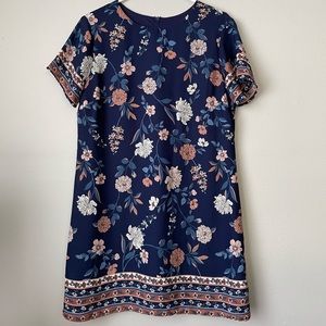 Lulu’s Women’s Blue Floral Short Sleeve Shift Dress M